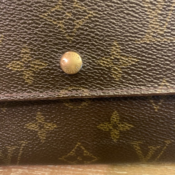 Authentic Louis Vuitton, Monogram Porte Tresor Wallet - Picture 15 of 15